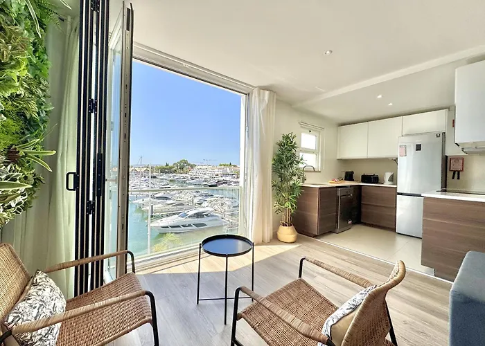Marina View 4 By Homing *