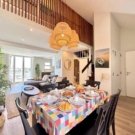 Marina View 4 By Homing *